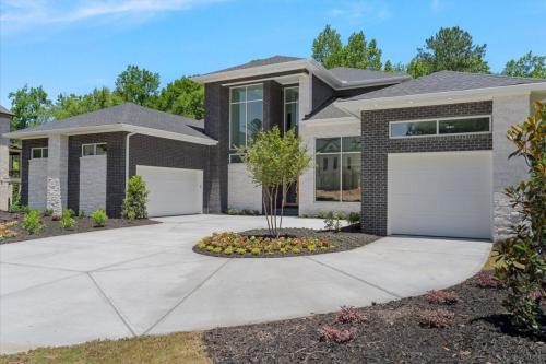 Carl Sanders Drive | Governors Towne Club Community