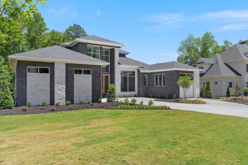 Carl Sanders Drive | Governors Towne Club Community